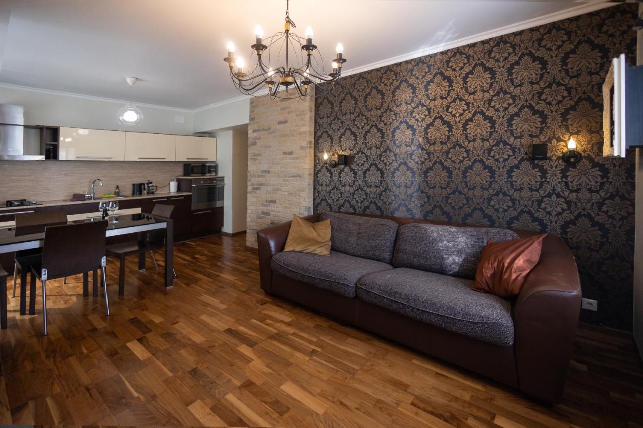 Revalia T1 Airport-Bus Station One-Bedroom Apartment Dış mekan fotoğraf