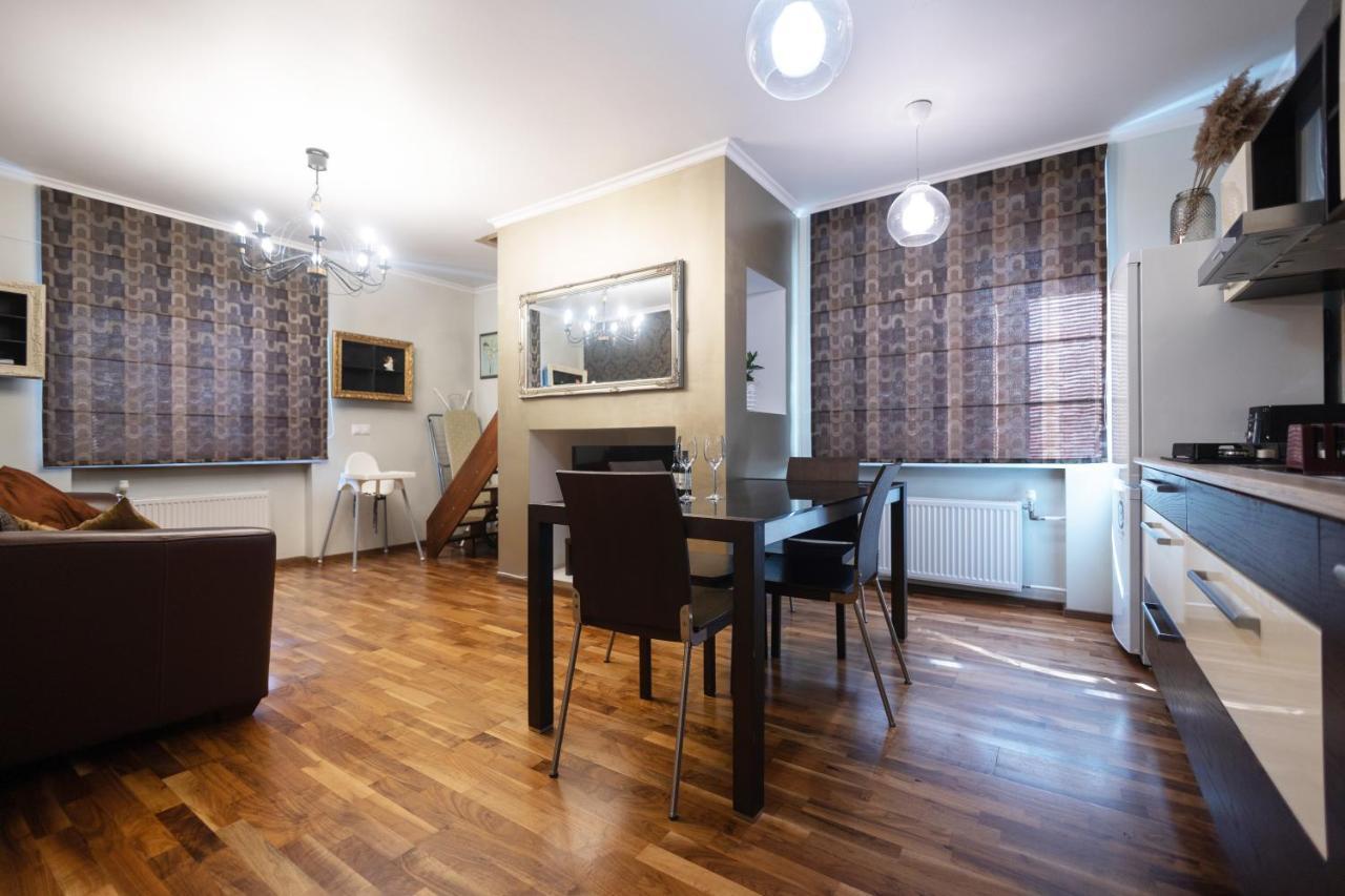 Revalia T1 Airport-Bus Station One-Bedroom Apartment Dış mekan fotoğraf