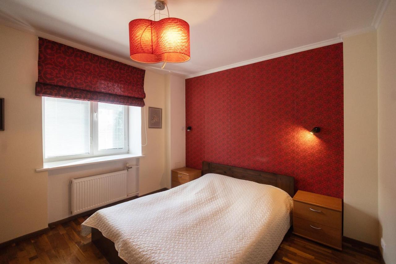 Revalia T1 Airport-Bus Station One-Bedroom Apartment Dış mekan fotoğraf